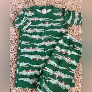 Hanna Andersson Boys Shorts Pajamas, size 8